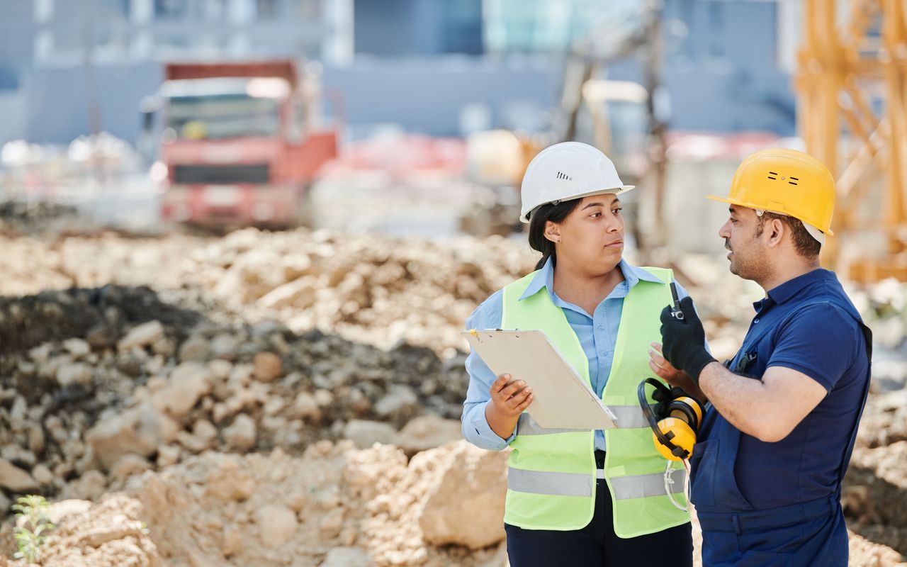 Filipino construction and engineering crew on a Kuwait worksite